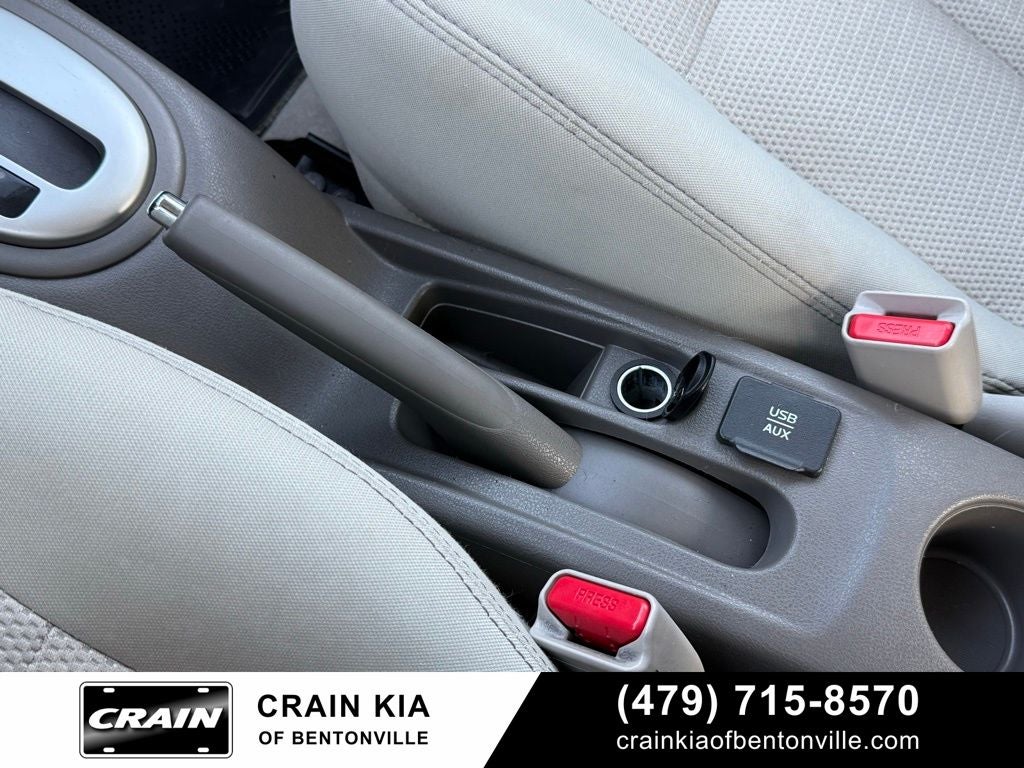 2015 Nissan Versa 1.6 SL - LOW MILES!