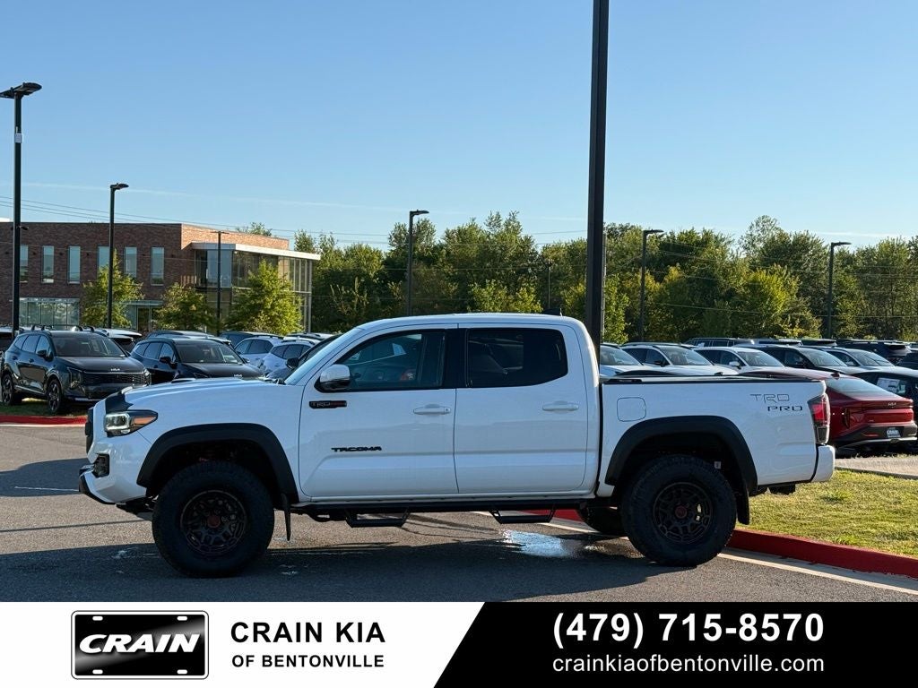 2022 Toyota Tacoma TRD Pro V6 - 4WD / SUNROOF / ONE OWNER