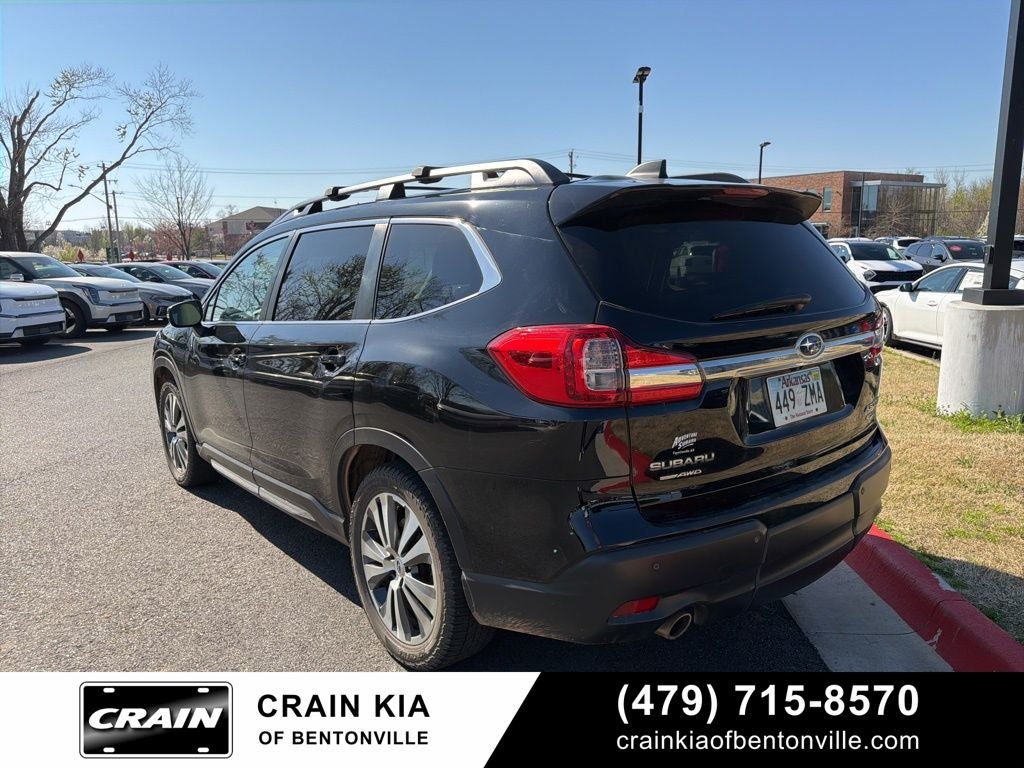 2022 Subaru Ascent Limited - AWD / PANORAMIC SUNROOF / CARFAX ONE OWNER