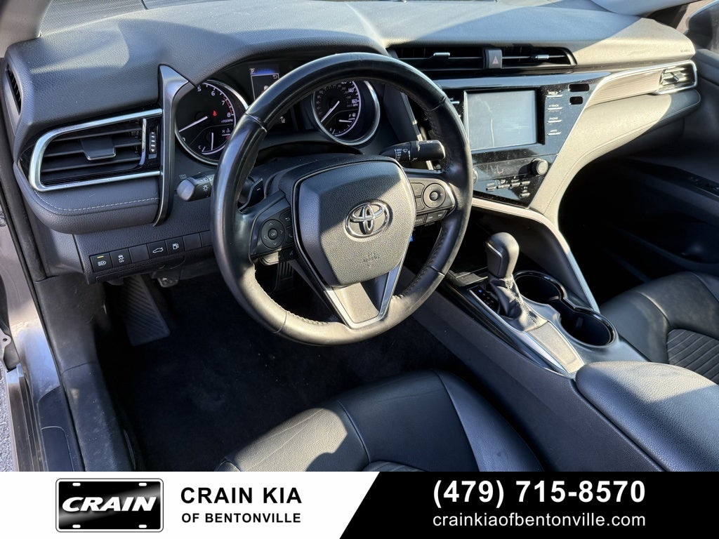 2018 Toyota Camry SE - LEATHER
