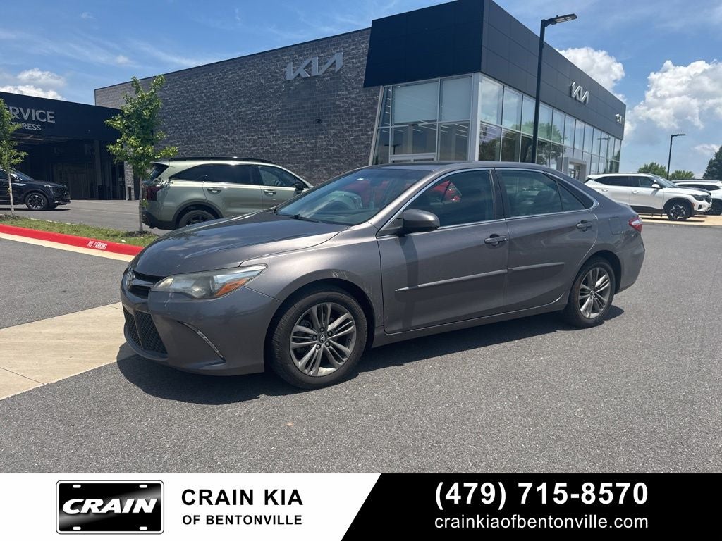 2017 Toyota Camry SE