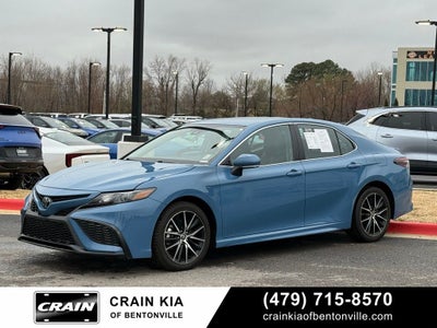 2024 Toyota Camry SE - CARFAX ONE OWNER