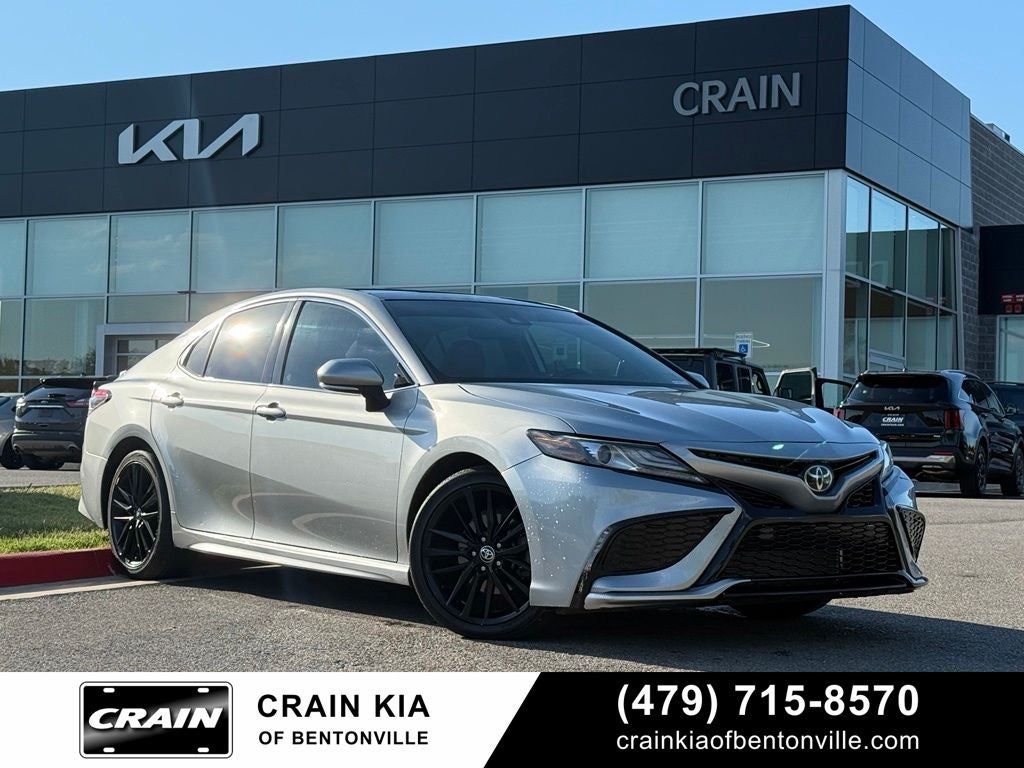 2021 Toyota Camry XSE - PANORAMIC SUNROOF / RED INTERIOR