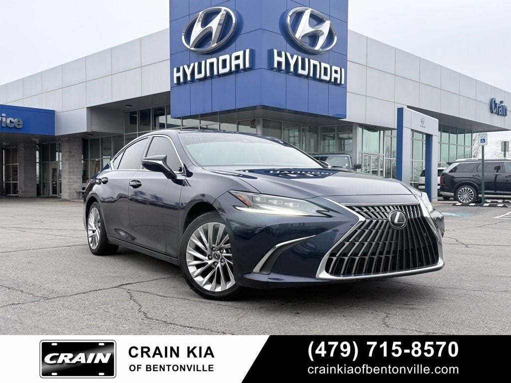 2023 Lexus ES 300h Luxury - CARFAX ONE OWNER