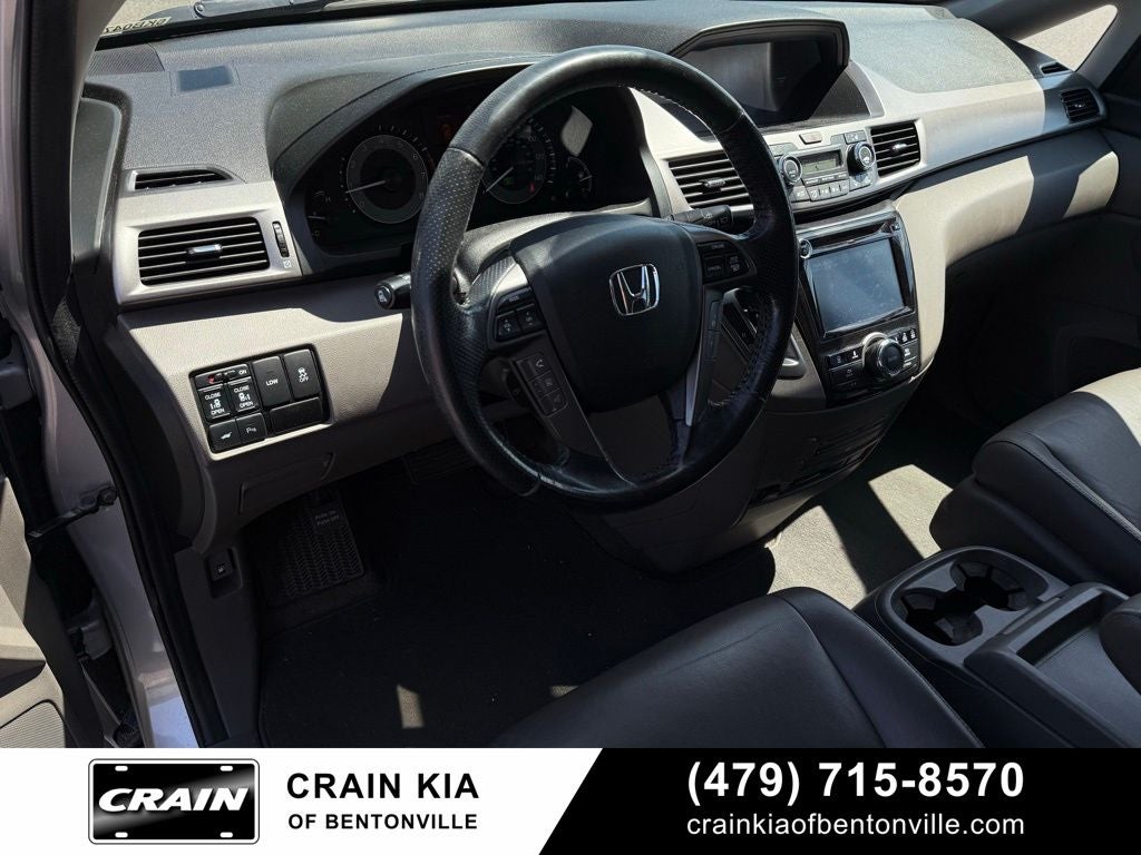 2015 Honda Odyssey Touring - SUNROOF