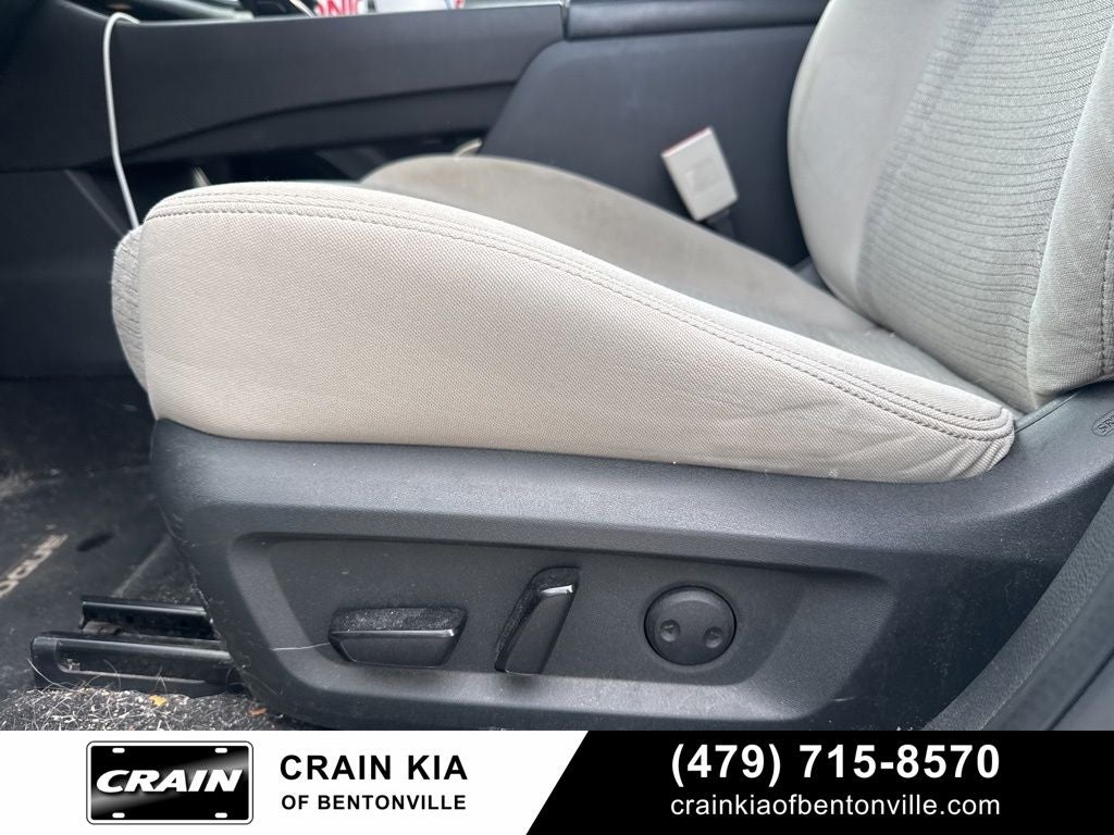 2021 Nissan Rogue SV - CARFAX ONE OWNER