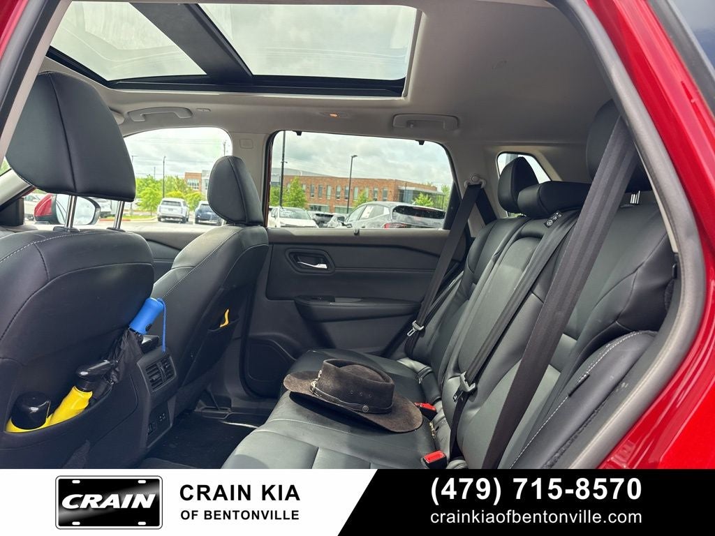 2022 Nissan Rogue SL - AWD / PANO ROOF / CLEAN CARFAX / 1 OWNER