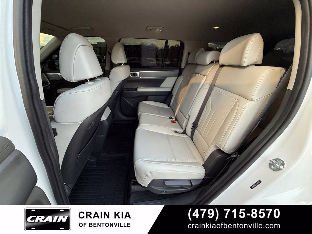 2025 Hyundai Santa Fe SEL - CARFAX ONE OWNER