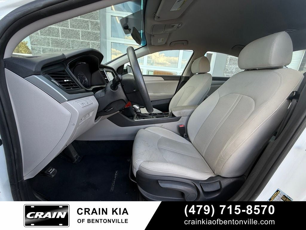 2019 Hyundai Sonata SE - CARFAX ONE OWNER