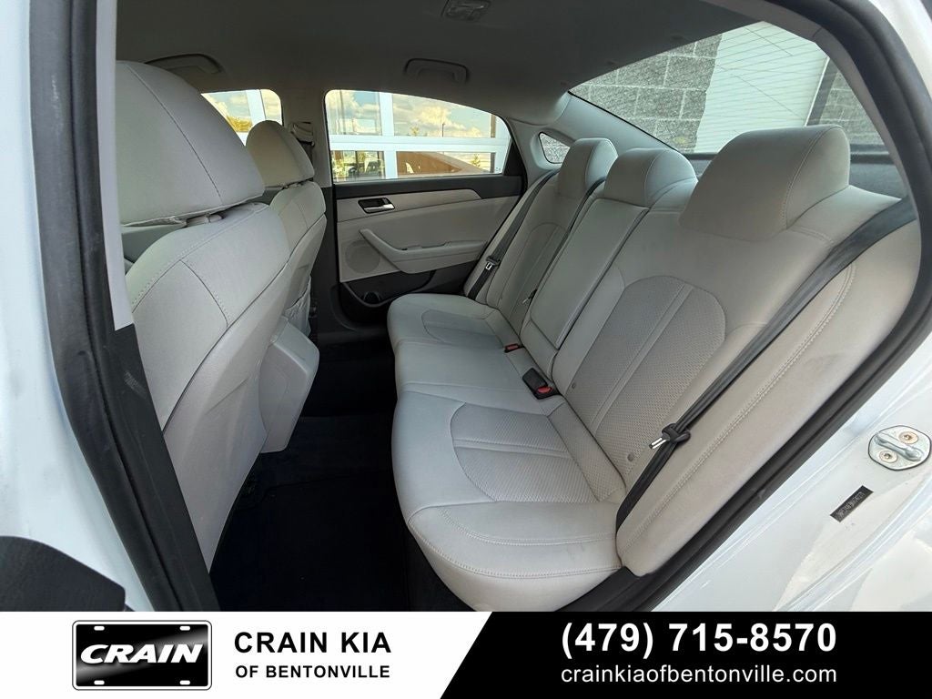 2019 Hyundai Sonata SE - CARFAX ONE OWNER