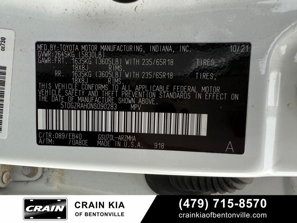 2022 Toyota Highlander XLE - SUNROOF / CLEAN CARFAX / ONE OWNER
