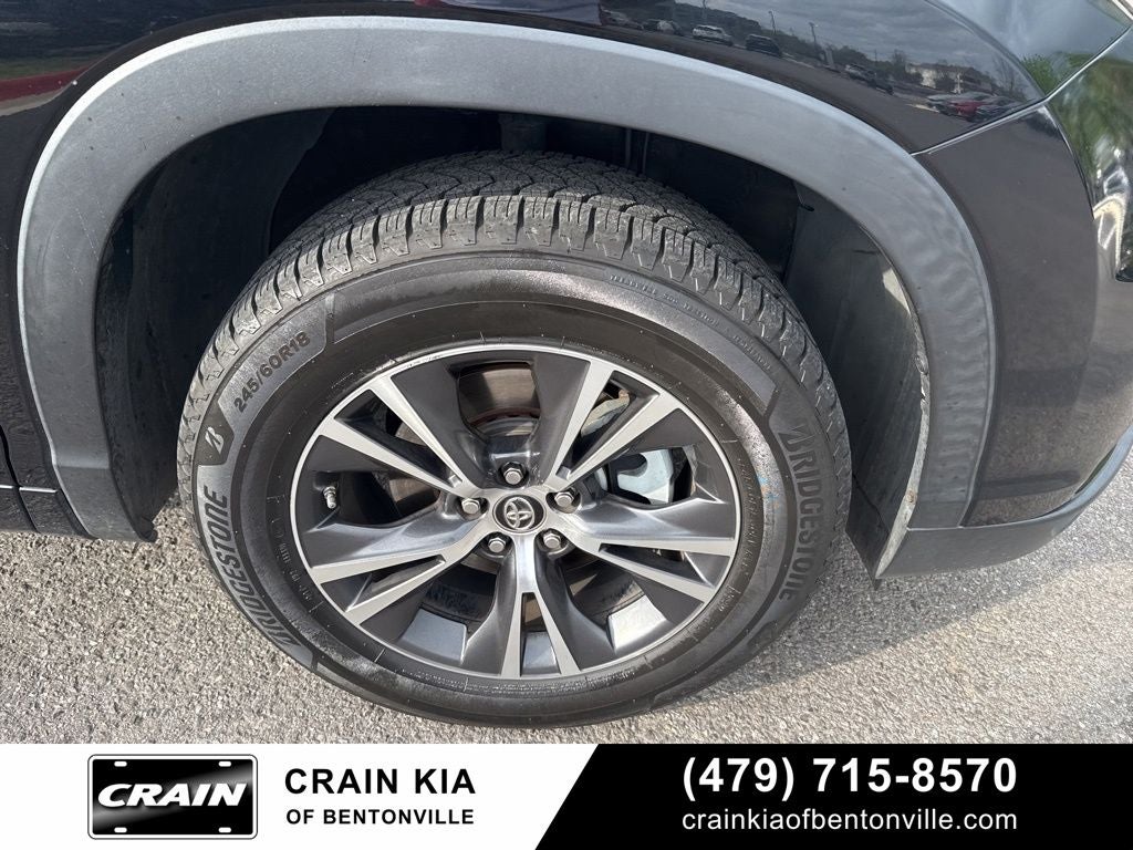 2016 Toyota Highlander XLE V6 - SUNROOF / CLEAN CARFAX / 3RD ROW