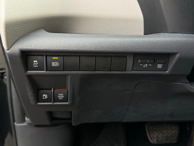 2022 Toyota Sienna LE 8 Passenger - CLEAN CARFAX