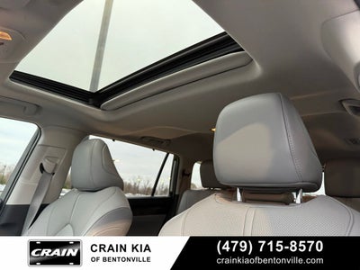 2020 Toyota Highlander Limited - CLEAN CARFAX / SUNROOF