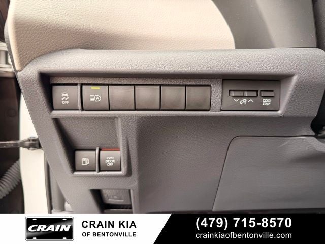 2023 Toyota Sienna Limited - SUNROOF / CLEAN CARFAX / ONE OWNER
