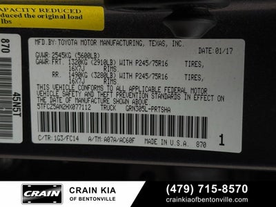 2017 Toyota Tacoma SR5 V6 - 4WD / CARFAX ONE OWNER