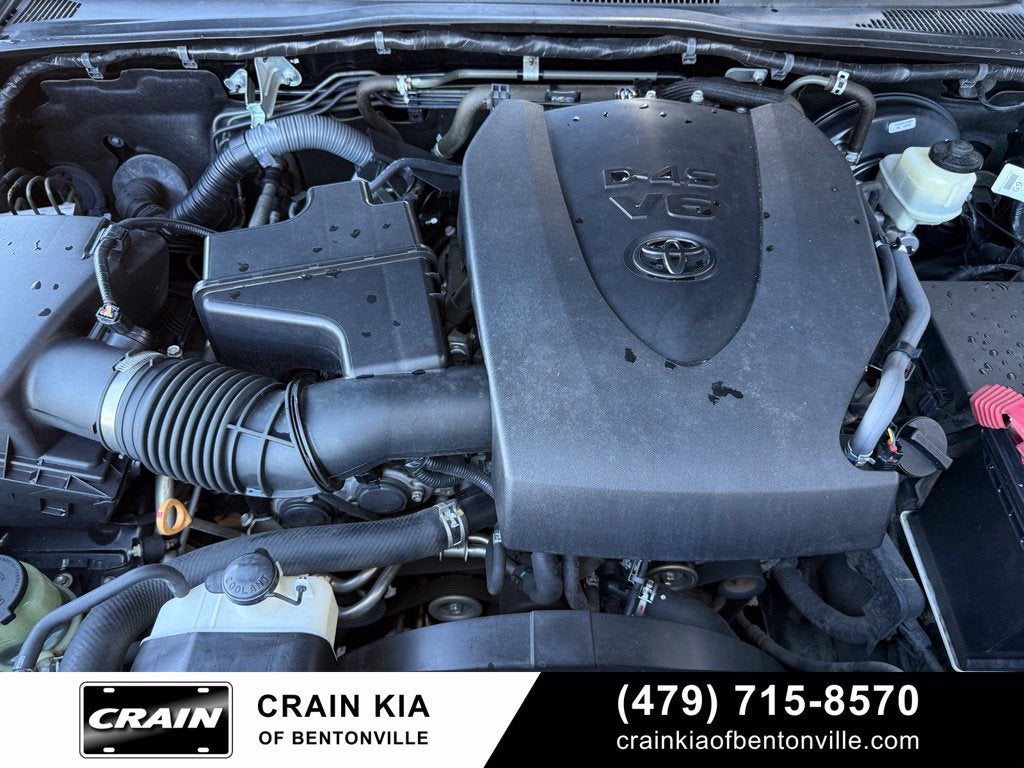 2017 Toyota Tacoma TRD Sport V6 - 4WD