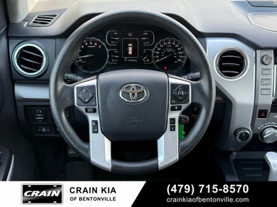 2018 Toyota Tundra SR5 - 4WD / CLEAN CARFAX HISTORY