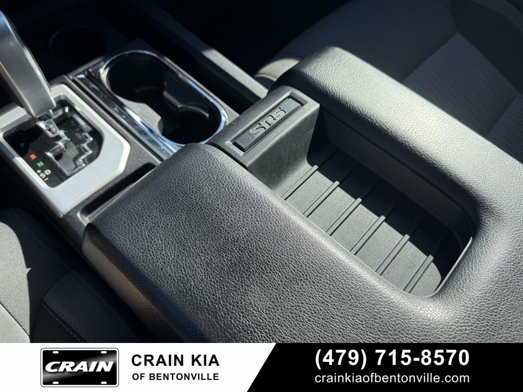 2015 Toyota Tundra SR5 - 4WD