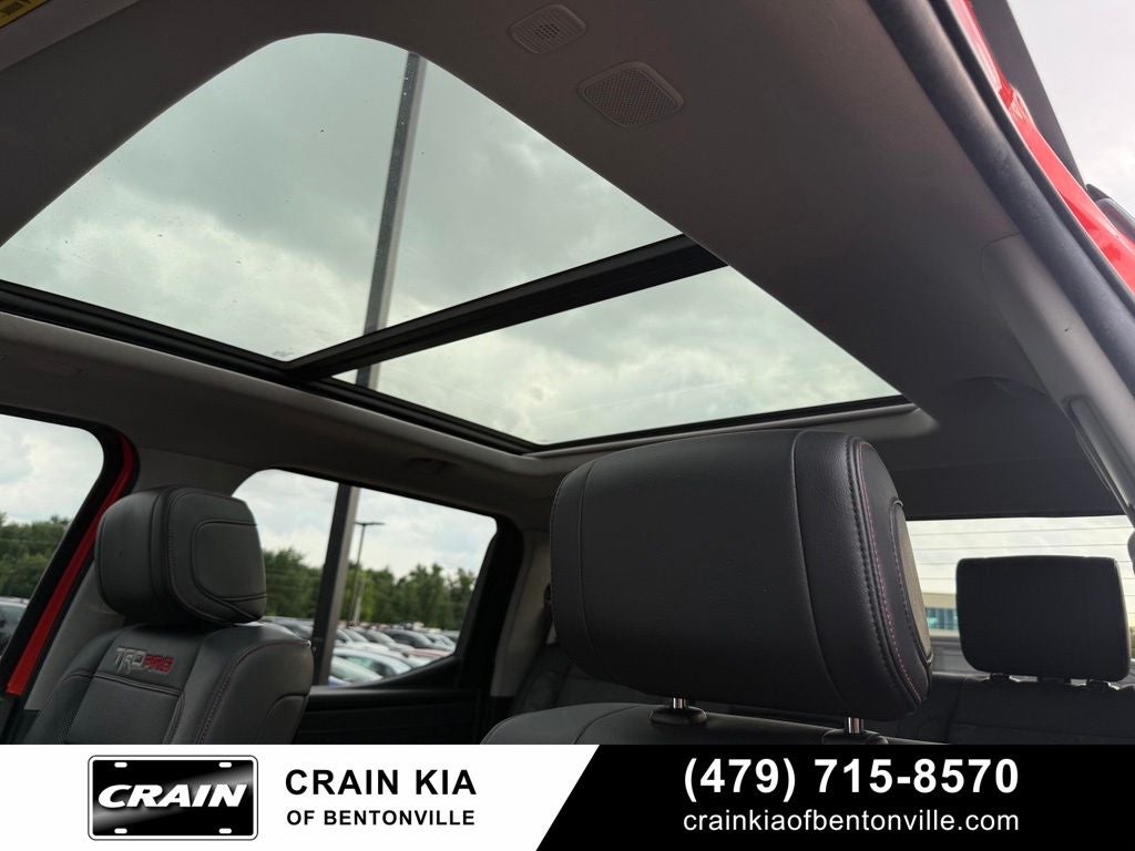 2023 Toyota Tundra Hybrid TRD Pro - 4WD / PANORAMIC SUNROOF / 1-OWNER