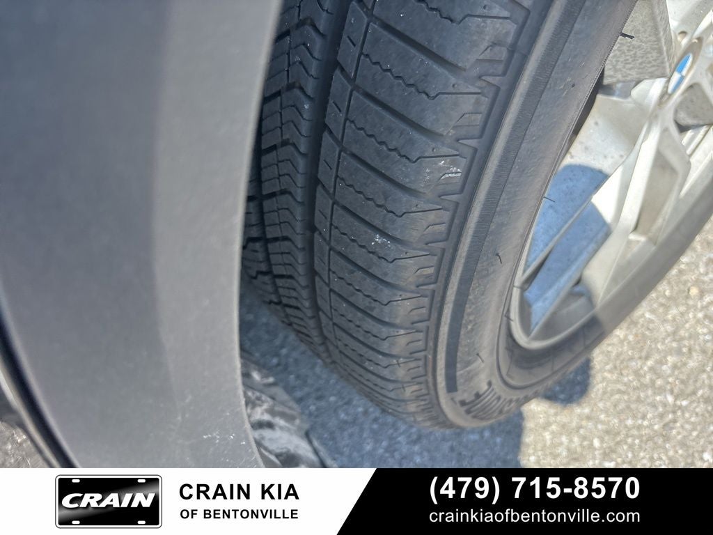 2019 BMW X5 xDrive40i - AWD / PANORAMIC SUNROOF / CLEAN CARFAX