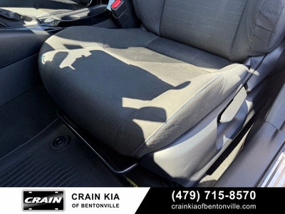 2020 Toyota Corolla SE - CLEAN CARFAX HISTORY