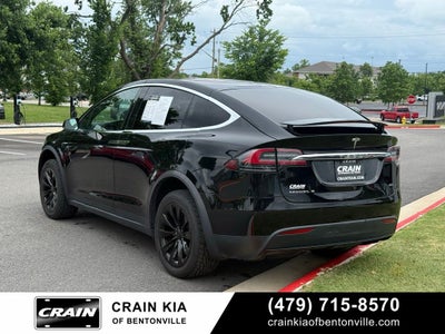 2017 Tesla Model X 75D - AWD / CLEAN CARFAX