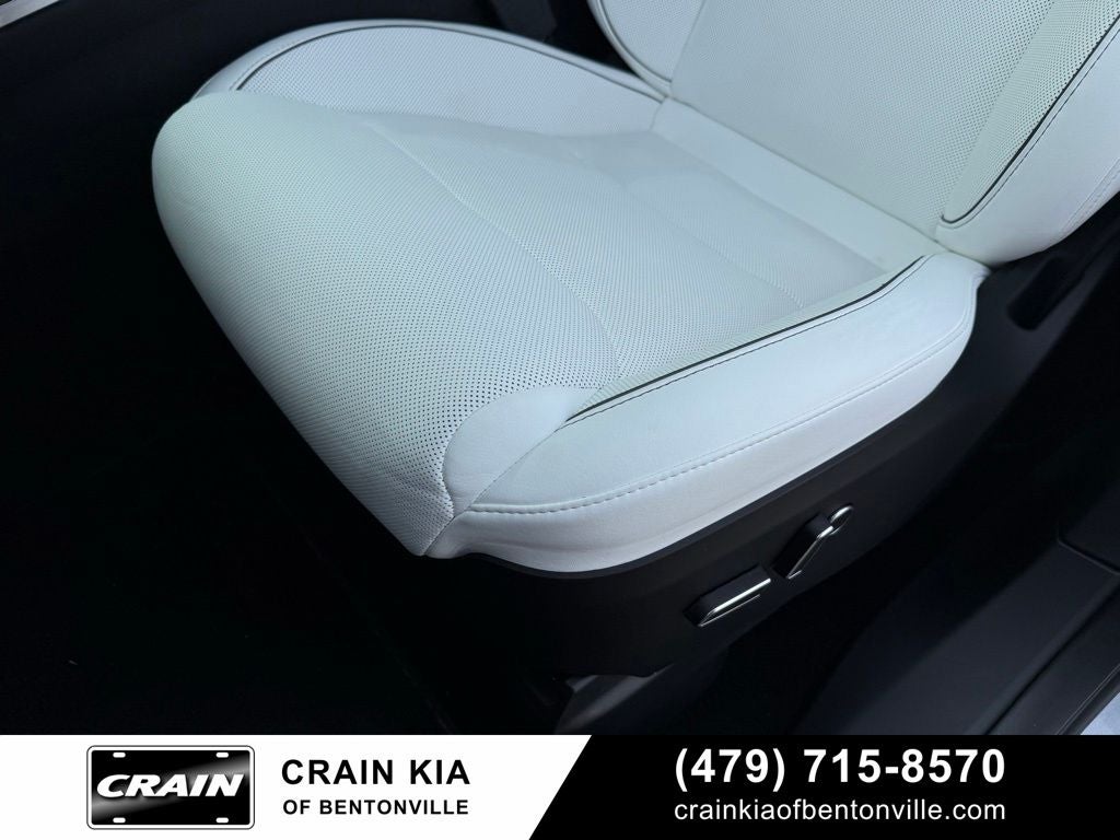 2024 Tesla Model X Plaid - AWD / 3RD ROW / $105,000 MSRP