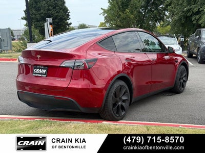 2024 Tesla Model Y Long Range - AWD / THIRD ROW! / CLEAN CARFAX