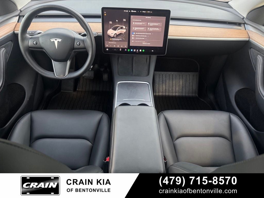 2023 Tesla Model Y Long Range - AWD / CLEAN CARFAX / ONE OWNER