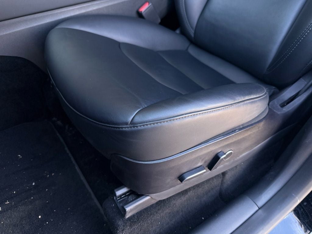 2023 Tesla Model Y Performance - AWD / CARFAX ONE OWNER