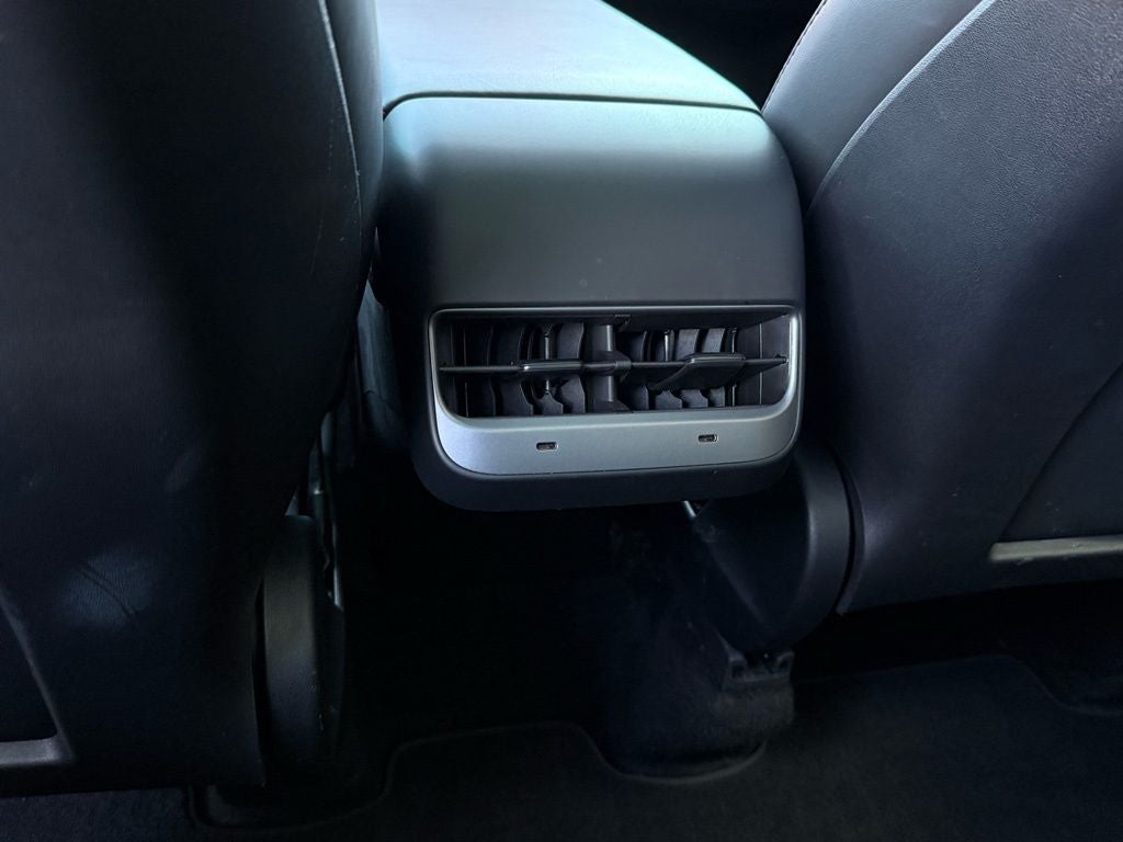 2023 Tesla Model Y Performance - AWD / CARFAX ONE OWNER