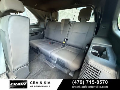 2025 Toyota Sequoia SR5 - 4WD / SUNROOF / CLEAN CARFAX / ONE OWNER