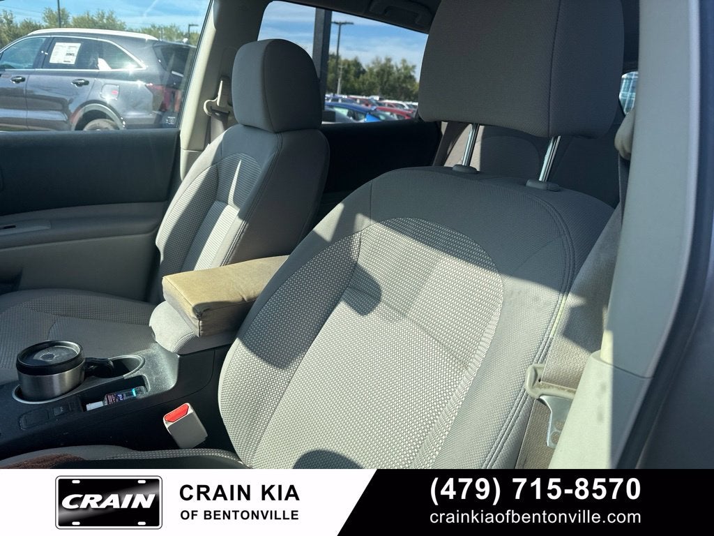 2012 Nissan Rogue SV | CARFAX ONE OWNER!