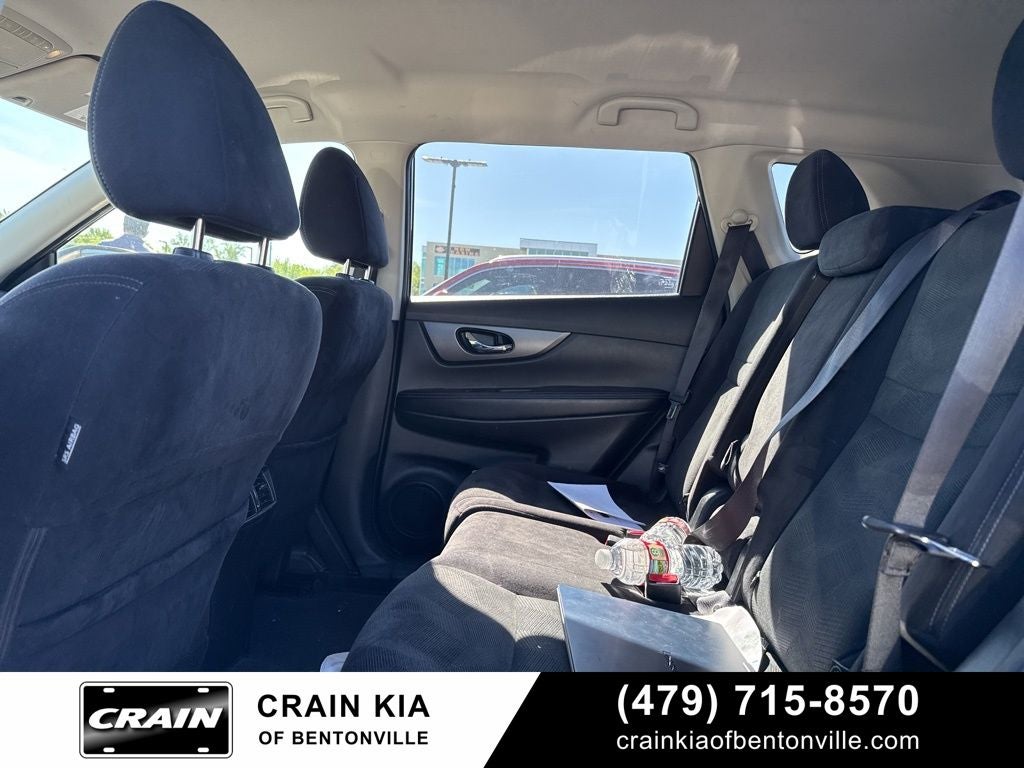 2016 Nissan Rogue SV