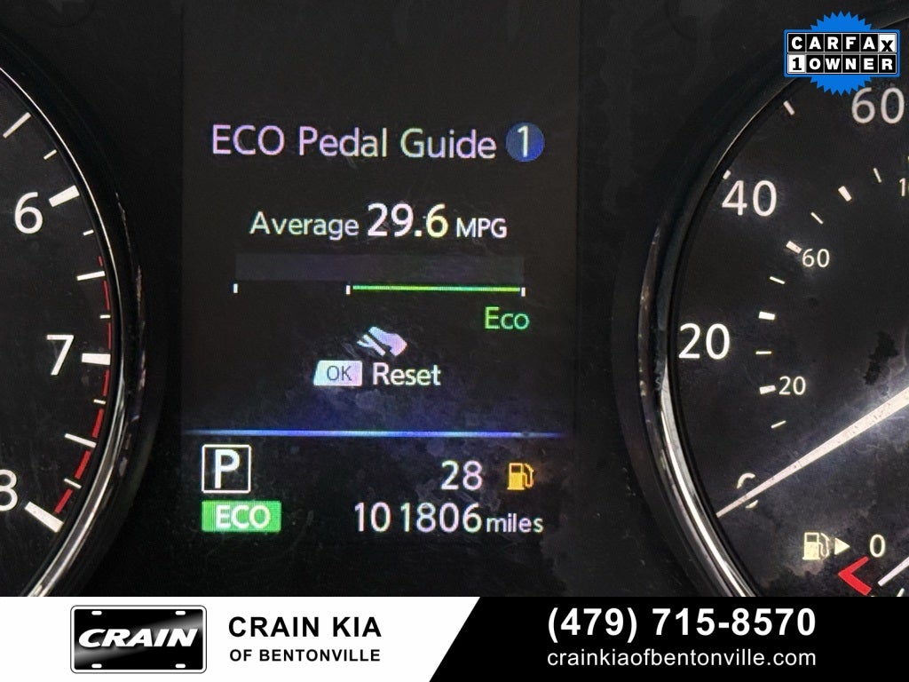 2020 Nissan Rogue SV - AWD / CARFAX ONE OWNER