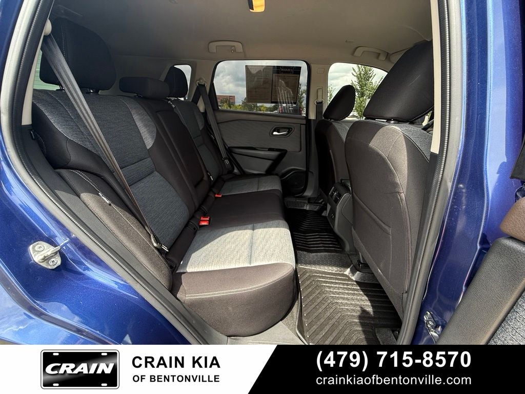 2023 Nissan Rogue SV - AWD / CLEAN CARFAX