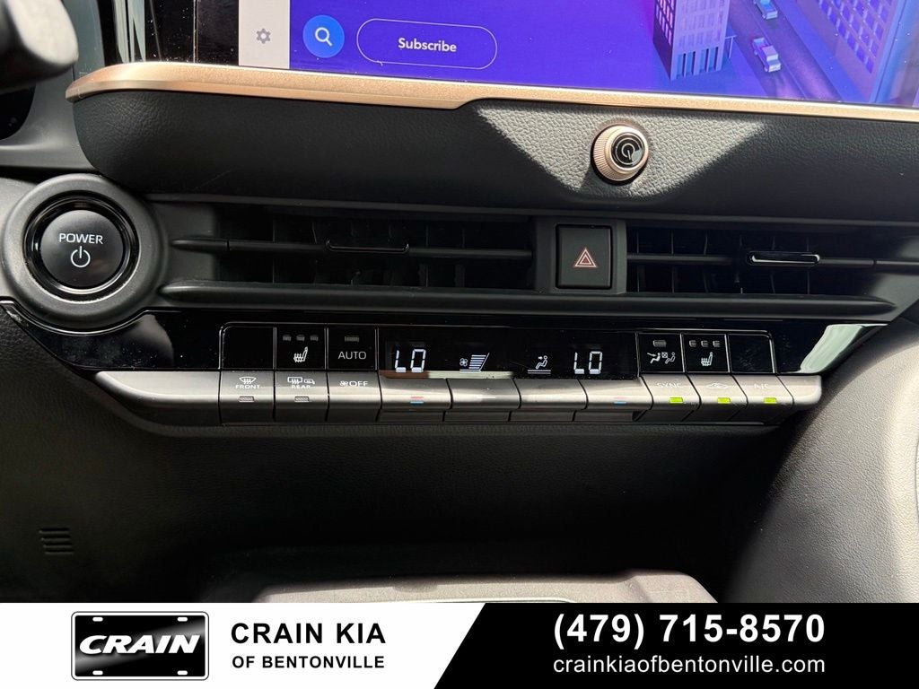 2023 Toyota Crown XLE - AWD / CLEAN CARFAX
