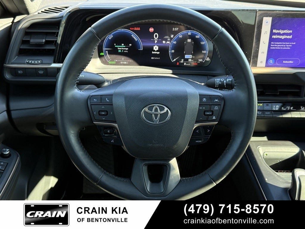 2023 Toyota Crown Limited - AWD / PANORAMIC SUNROOF