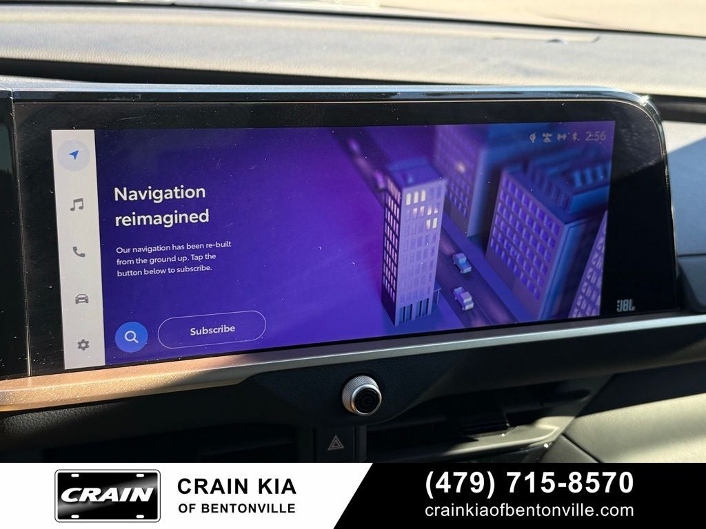 2023 Toyota Crown Limited - AWD / PANORAMIC SUNROOF