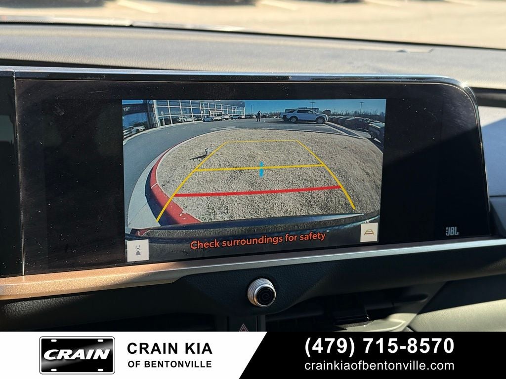 2023 Toyota Crown Limited - AWD / PANORAMIC SUNROOF