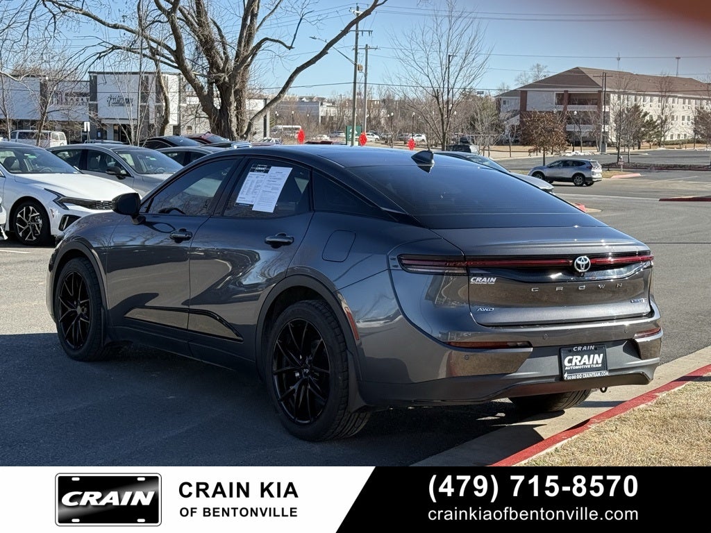 2023 Toyota Crown Limited - AWD / PANORAMIC SUNROOF