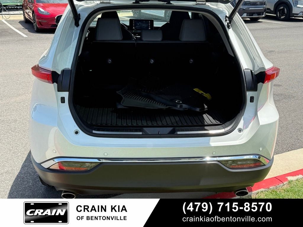 2022 Toyota Venza XLE - AWD