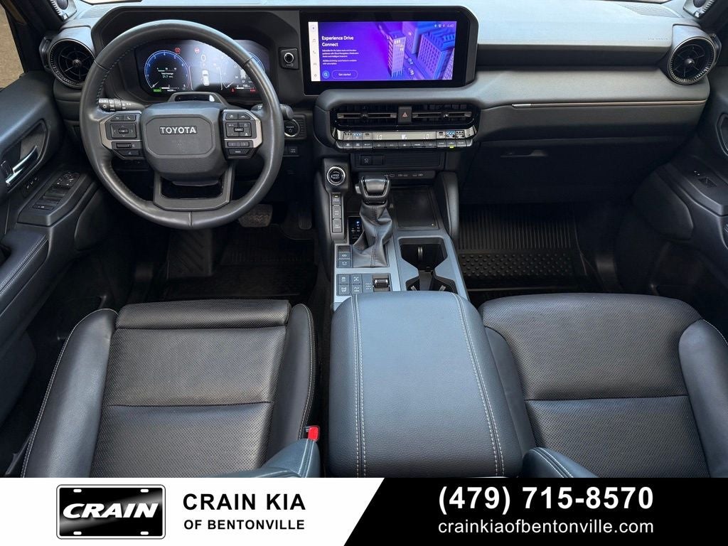 2024 Toyota Land Cruiser Base - 4WD / SUNROOF / ONE OWNER