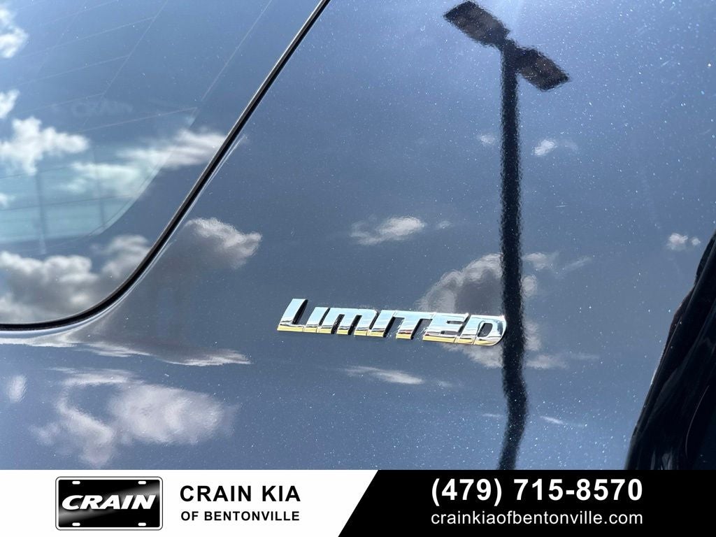 2021 Toyota 4Runner Limited - 4WD / SUNROOF / ONE OWNER