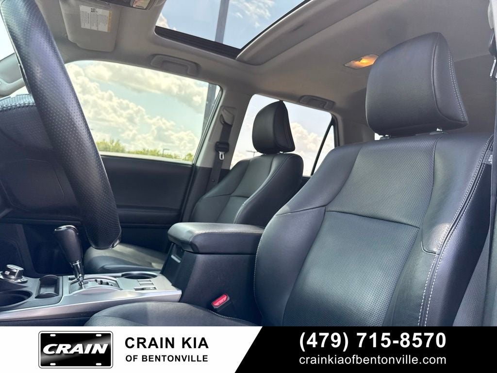 2021 Toyota 4Runner Limited - 4WD / SUNROOF / ONE OWNER