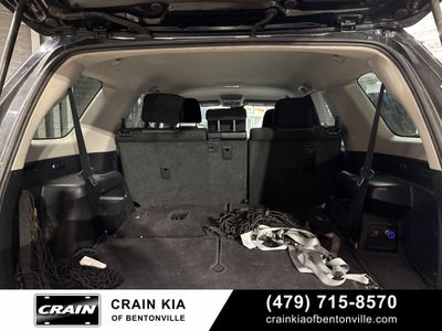 2023 Toyota 4Runner SR5 - 4WD / LIFTED! / 3RD ROW