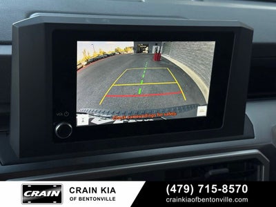 2025 Toyota 4Runner SR5 - 4WD / CLEAN CARFAX / ONE OWNER