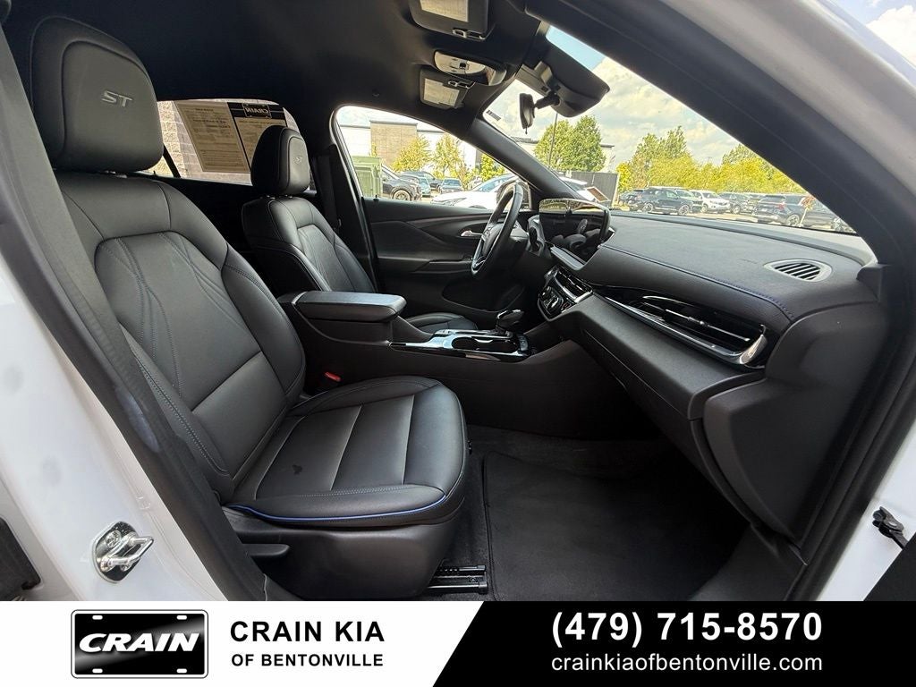 2025 Buick Envista Sport Touring - CLEAN CARFAX / ONE OWNER