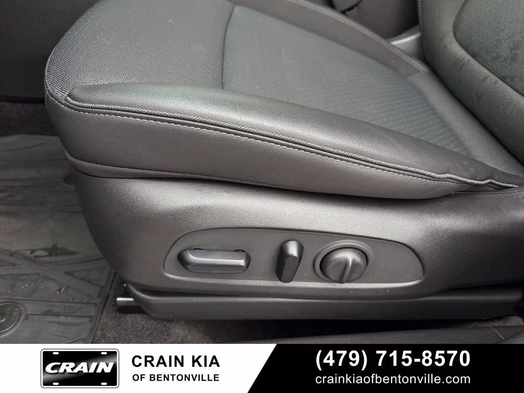 2024 Buick Encore GX Preferred - AWD / CLEAN CARFAX / ONE OWNER